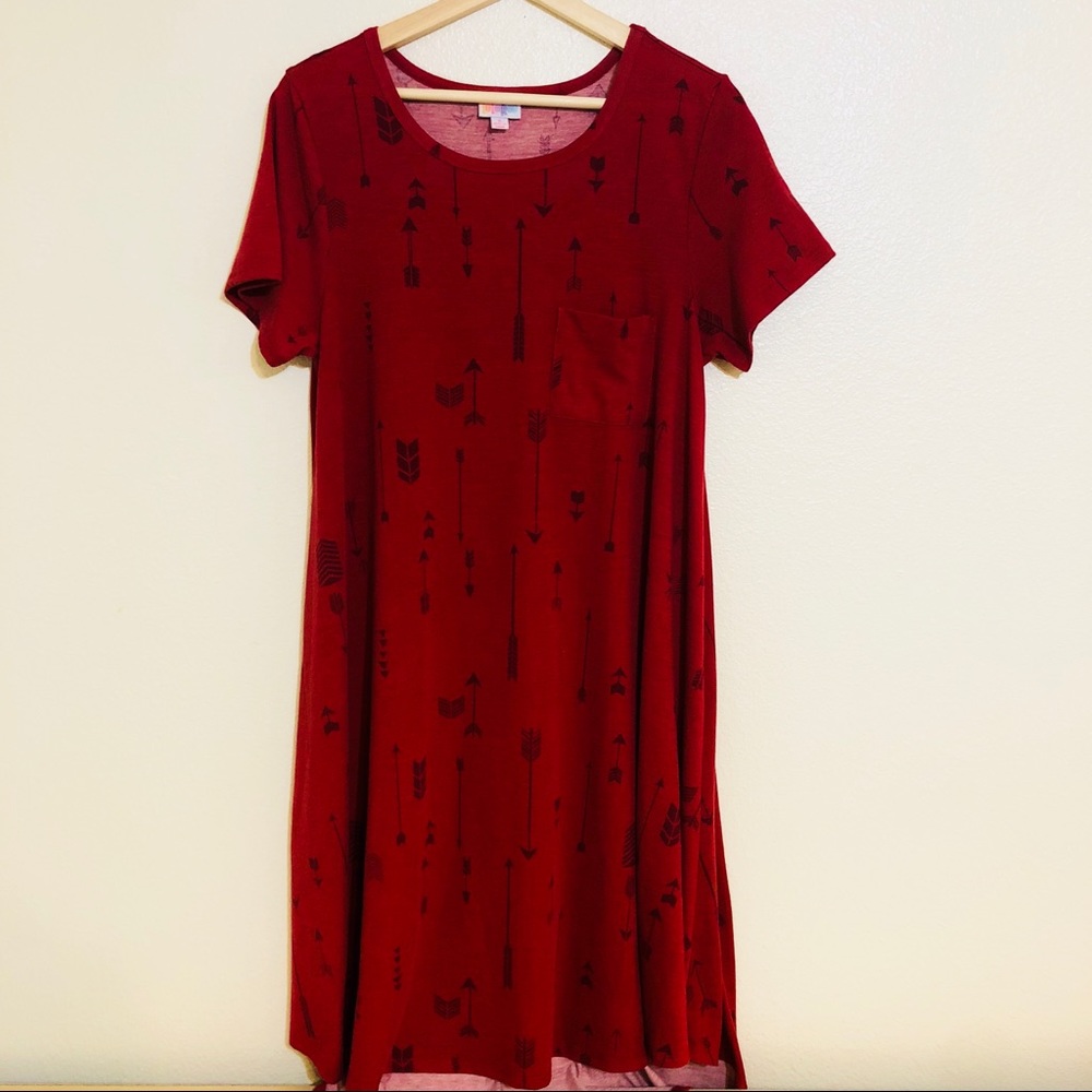 Beautiful LuLaRoe Carly